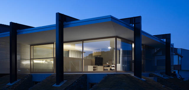 <strong>Scirocco｜シロッコ</strong> 　半2階は外と内の境界をなくし、驚くべき開放感を実現。