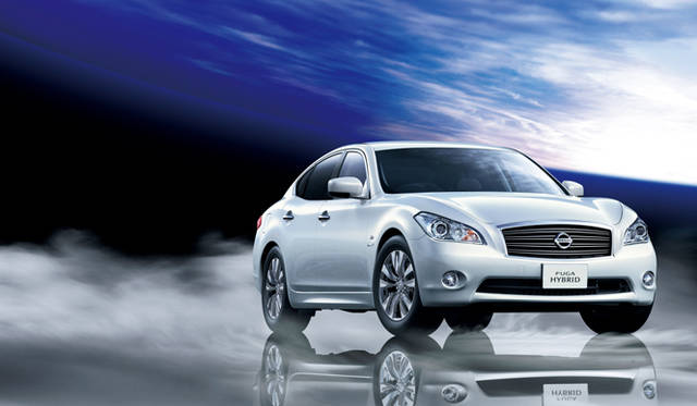 <strong>NISSAN FUGA Hybrid｜日産 フーガ ハイブリッド</strong>