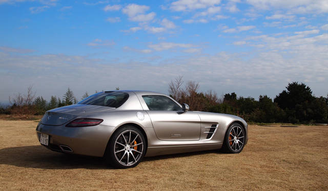 <strong>Mercedes-Benz SLS AMG｜メルセデス・ベンツ SLS AMG </strong>