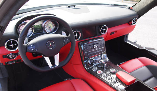 <strong>Mercedes-Benz SLS AMG｜メルセデス・ベンツ SLS AMG </strong>