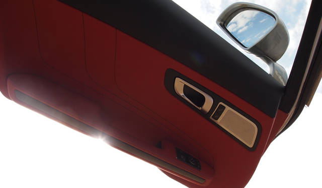 <strong>Mercedes-Benz SLS AMG｜メルセデス・ベンツ SLS AMG </strong>