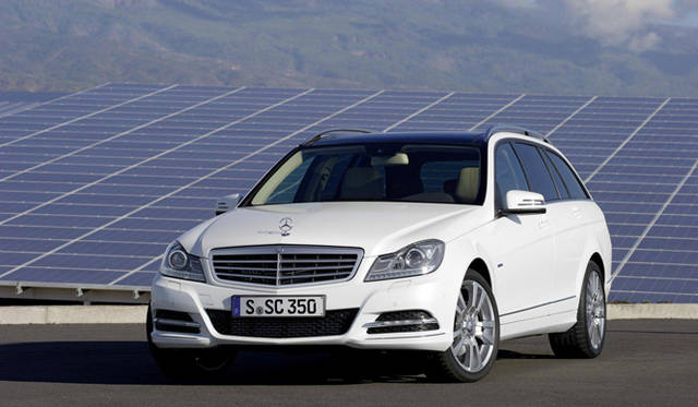 <strong>Mercedes-Benz C-Class｜メルセデス・ベンツ Cクラス</strong>　C350 Stationwagon