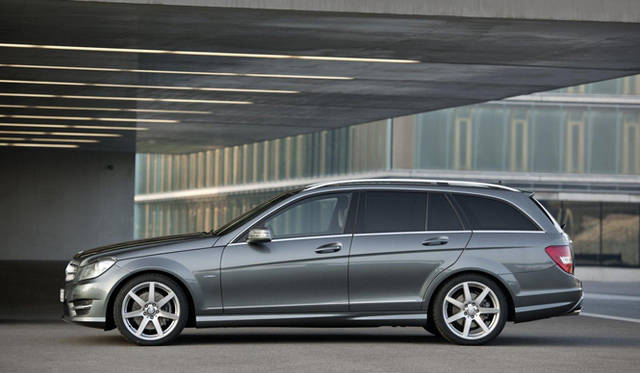 <strong>Mercedes-Benz C-Class｜メルセデス・ベンツ Cクラス</strong>　C350 Stationwagon 4MATIC