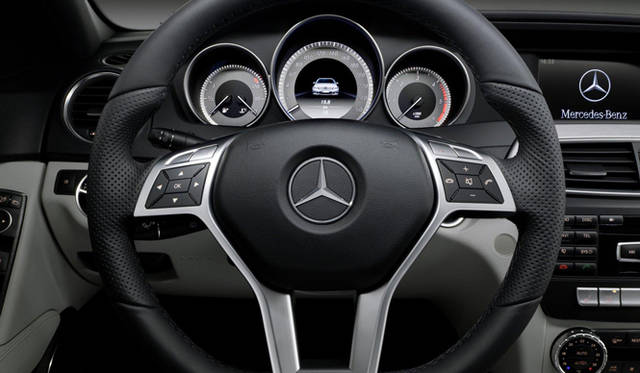 <strong>Mercedes-Benz C-Class｜メルセデス・ベンツ Cクラス</strong>