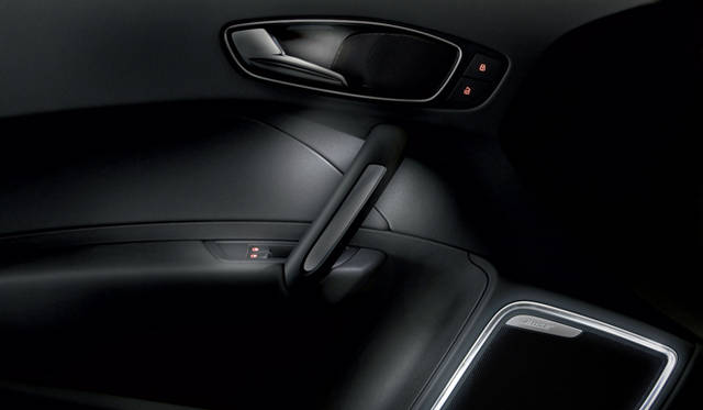 <strong>Audi A1｜アウディ A1</strong>