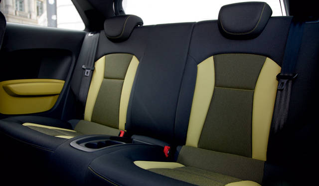 <strong>Audi A1｜アウディ A1</strong>