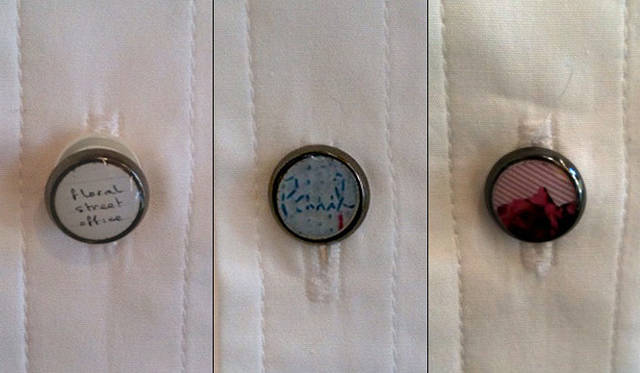 <strong>Paul Smith BLACK│ポール・スミス</strong>　第2ボタンも、3種類から選ぶことができる。