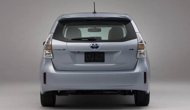 <strong>TOYOTA Prius v｜トヨタ プリウスv</strong>
