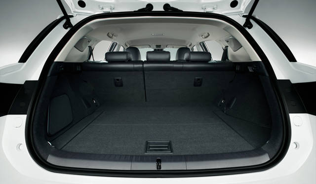 <strong>LEXUS CT200h｜レクサス CT200h</strong>