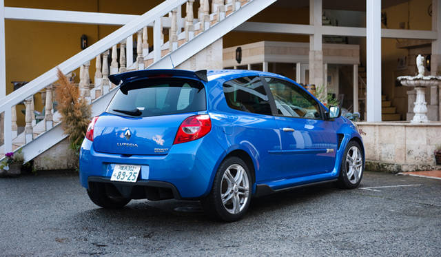 <strong>RENAULT LUTECIA RENAULT SPORT｜ルノー ルーテシア ルノー スポール</strong>