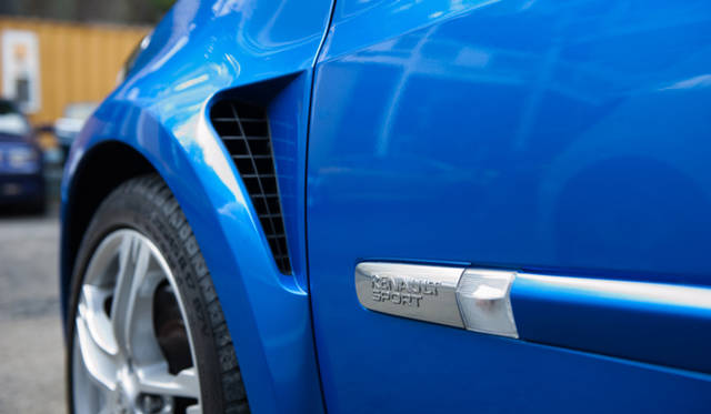 <strong>RENAULT LUTECIA RENAULT SPORT｜ルノー ルーテシア ルノー スポール</strong>