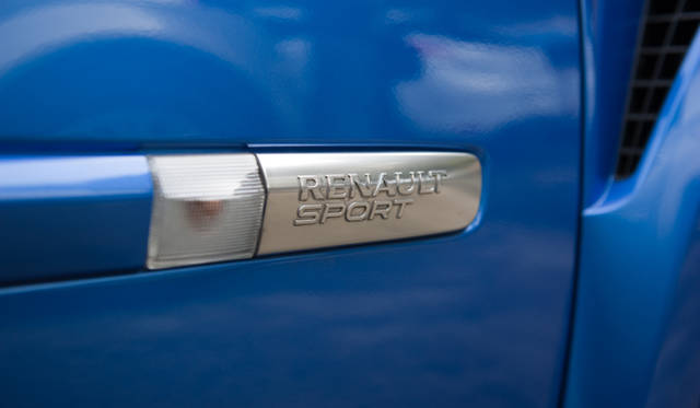 <strong>RENAULT LUTECIA RENAULT SPORT｜ルノー ルーテシア ルノー スポール</strong>