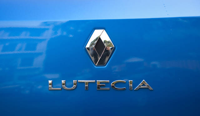 <strong>RENAULT LUTECIA RENAULT SPORT｜ルノー ルーテシア ルノー スポール</strong>