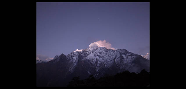 <strong>石川直樹×リコーGXR</strong>　ヒマラヤ山脈を形成する大きな山のひとつタムセルク山