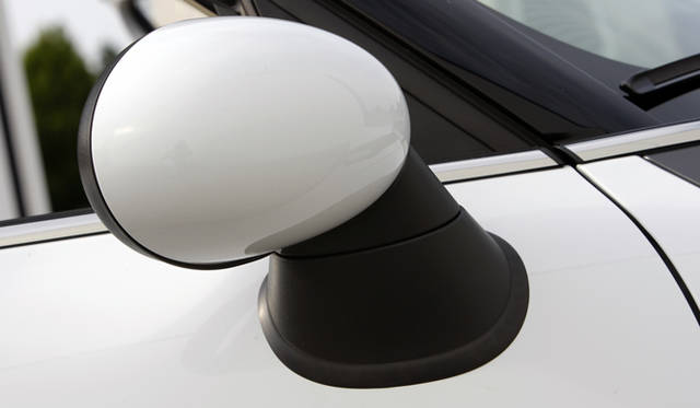 <strong>MINI CROSSOVER Cooper S ALL 4｜ミニ クロスオーバー クーパーS ALL 4</strong>