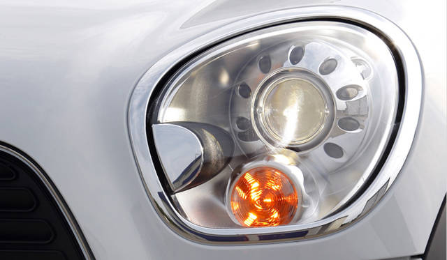 <strong>MINI CROSSOVER Cooper S ALL 4｜ミニ クロスオーバー クーパーS ALL 4</strong>