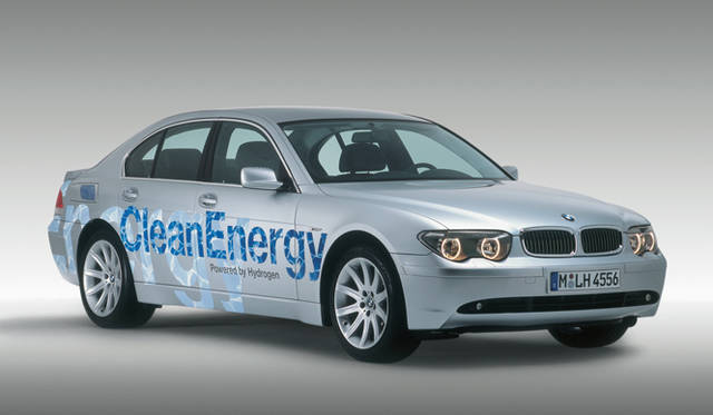 <strong>BMW Hydrogen7｜ビー・エム・ダブリュー ハイドロジェン7</strong>