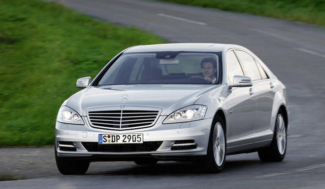 <strong>Mercedes-Benz S 250 CDI BlueEFFICIENCY｜メルセデス・ベンツ S 250 CDI ブルーエフィシエンシー</strong>