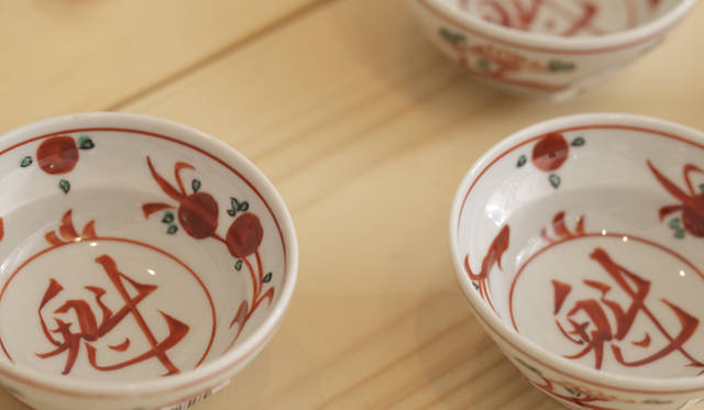 <strong>上出長右衛門窯×丸若屋対談</strong>