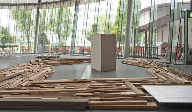 <strong>特集｜OPENERS的ニッポンの女性建築家　成瀬友梨</strong>　「地球マテリアル会議」（2010年）　Photo by Naruse Inokuma Architects 