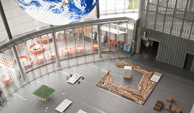 <strong>特集｜OPENERS的ニッポンの女性建築家　成瀬友梨</strong>　「地球マテリアル会議」（2010年）　Photo by Naruse Inokuma Architects 