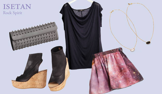 <strong>伊勢丹｜ISETAN</strong>　ネイビーカットソー 1万1550円（ケイン／リ・スタイル プラス）、スカート 12万7050円（クリストファー ケーン／インターナショナル デザイナーズ）、ネックレス[スモーキークオーツ] 、ネックレス[ピンクトルマリン] ともに2万7300円（ゾヤ／インターナショナル デザイナーズ）、クラッチバッグ [W30×H12×D3cm] 3万9900円（カッサンドラ／ハンドバッグ）、ブーツ [H12cm] 9万3450円（クロエ／婦人靴）　すべて伊勢丹新宿店