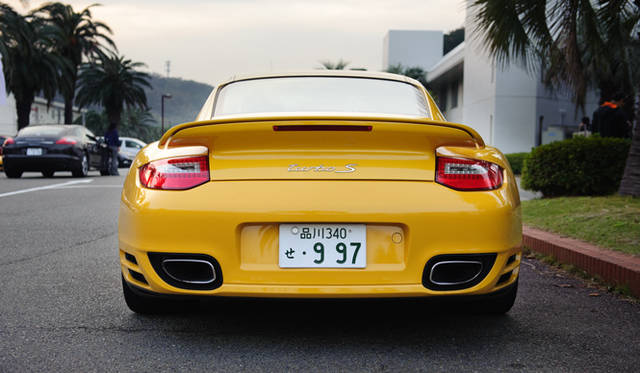 <strong>PORSCHE 911 turbo S｜ポルシェ 911 ターボ S</strong>