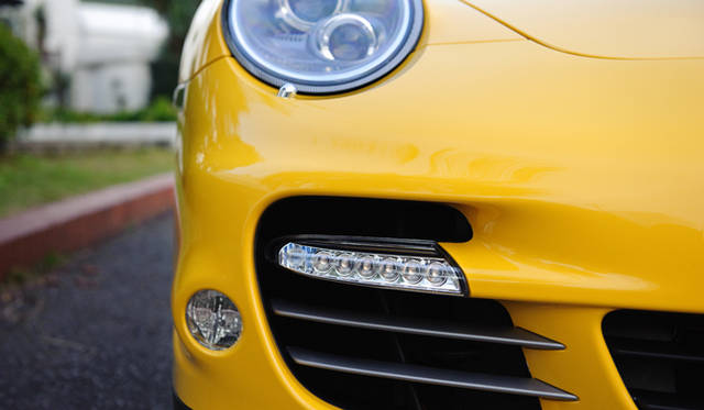 <strong>PORSCHE 911 turbo S｜ポルシェ 911 ターボ S</strong>