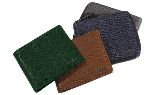 　パース3万7800円（右2点は参考商品）