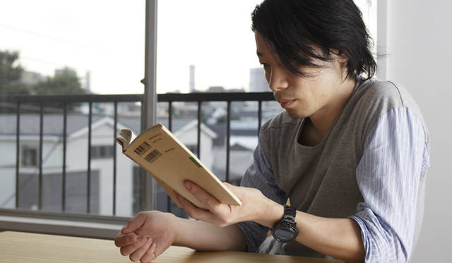 <strong>My Own Watch｜あなたの時計見せてください</strong>　建築家 谷尻誠さん。