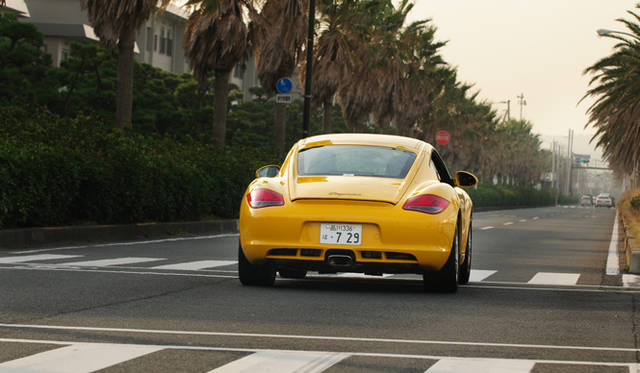 <strong>PORSCHE Cayman｜ポルシェ ケイマン</strong>