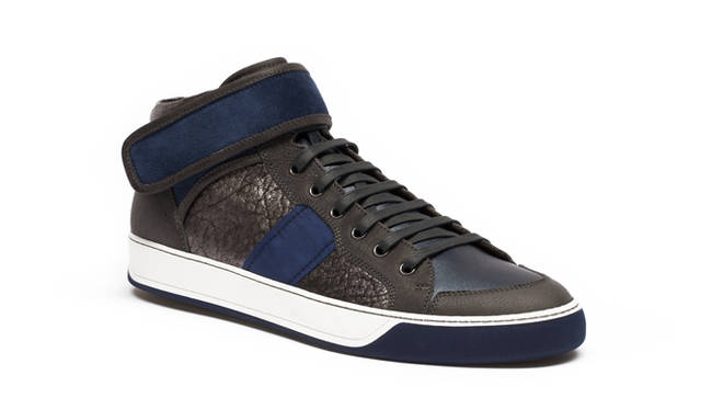 <strong>LANVIN｜ランバン</strong>　限定 カプセルコレクション　スニーカー 8万7150円（ランバン／ランバン ブティック銀座店）