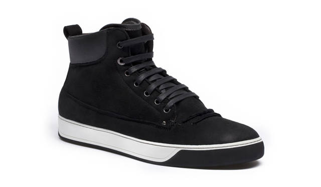 <strong>LANVIN｜ランバン</strong>　限定 カプセルコレクション　スニーカー 9万4500円（ランバン／ランバン ブティック銀座店）