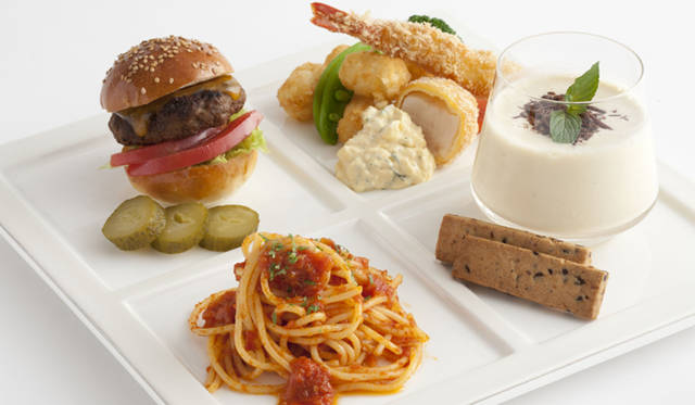 THE PENINSULA TOKYO｜ＭＩＮＩのコンシェルジュサービスを開始　　ザ・ロビー  マイMINIペニンシュラキッズプレート