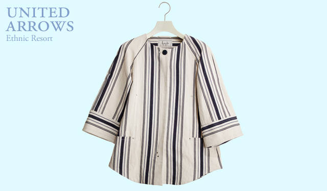 <strong>UNITED ARROWS｜ユナイテッドアローズ</strong>　ゆったりした袖のデザインが今シーズンらしい。ストライプジャケット 4万5150円（ラウラ／ユナイテッドアローズ 原宿本店 ウィメンズ館）