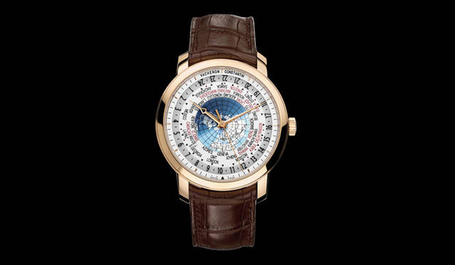 <strong>Vacheron Constantin｜ヴァシュロン・コンスタンタン</strong>　世界24のタイムゾーン・24の主要都市の現在時刻にくわえて、これまでのワールドタイムウォッチでは表示できなかった15分、30分単位の時差がある13のタイムゾーン・13都市の現在時刻、つまり世界37タイムゾーン・37主要都市の表示を実現。「パトリモニー・トラディショナル・ワールドタイム」346万5000円（予価）。今秋発売予定。