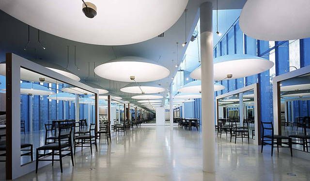 <strong>特集｜OPENERS的ニッポンの女性建築家　永山祐子</strong>　afloat-f（2002年）