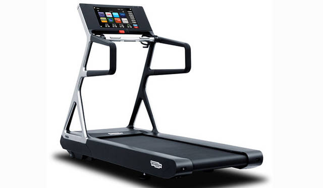 <strong>テクノジム×ザ・プリンス パークタワー東京</strong>　最新ランニングマシン「ラン・パーソナル」