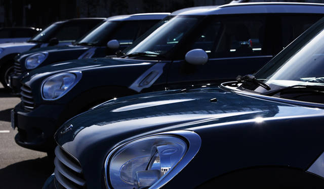 <strong>MINI COOPER CROSSOVER｜ミニ クーパー クロスオーバー</strong>