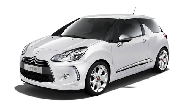 <strong>CITROEN DS3｜シトロエン DS3</strong>　シック エディション ブラン