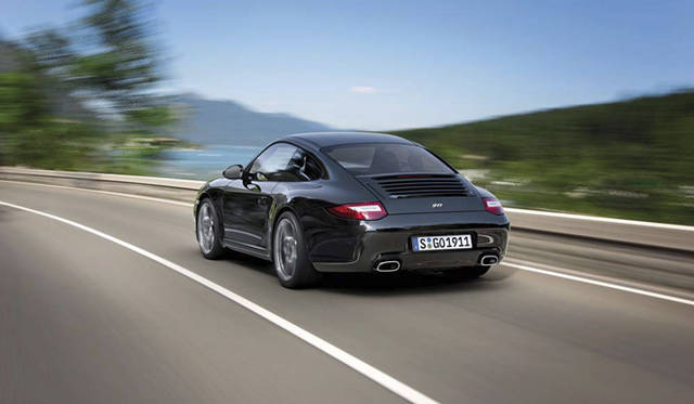 <strong>PORSCHE 911 Black Edition｜ポルシェ 911 ブラックエディション</strong>
