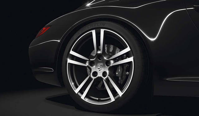 <strong>PORSCHE 911 Black Edition｜ポルシェ 911 ブラックエディション</strong>