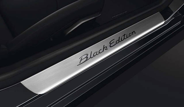 <strong>PORSCHE 911 Black Edition｜ポルシェ 911 ブラックエディション</strong>