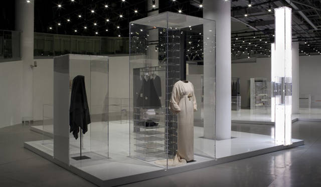 <strong>CHANEL｜シャネル　“CULTURE CHANEL”展</strong> 世界各地の美術館やプライベートコレクションから集められた展示品約400点あまりを一挙公開中。©CHANEL