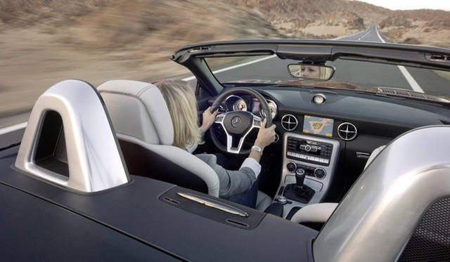 <strong>Mercedes-Benz SLK-Class｜メルセデス・ベンツ SLKクラス</strong>