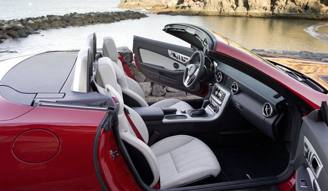 <strong>Mercedes-Benz SLK-Class｜メルセデス・ベンツ SLKクラス</strong>