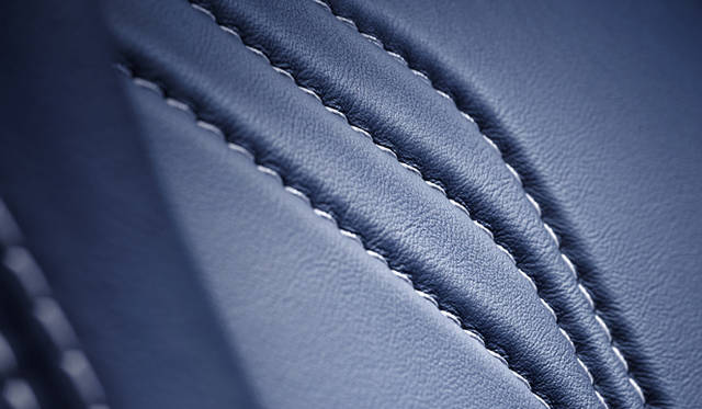 <strong>ASTON MARTIN V8 Vantage S｜アストンマーティン V8 ヴァンテージS</strong>