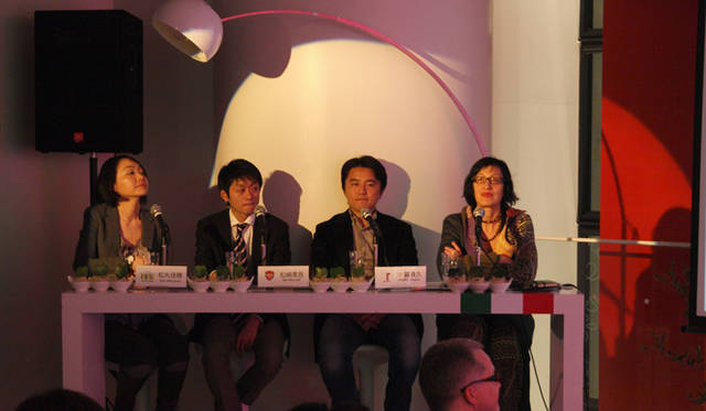 <strong>Share with Fiat｜シェア・ウィズ・フィアット</strong>　向かって左より、ルーム・トゥ・リード・ジャパン 代表　松丸佳穂、日本ブラインドサッカー協会　事務局長 理事　松崎英吾、TABLE FOR TWO International　代表　小暮真久、FGAJマーケティング本部長　ティティアナ・アランプレセの各氏。