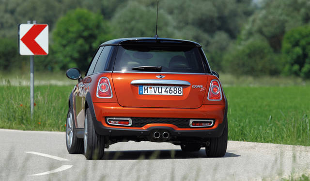 <strong>MINI｜ミニ</strong>　Cooper SD｜クーパー SD