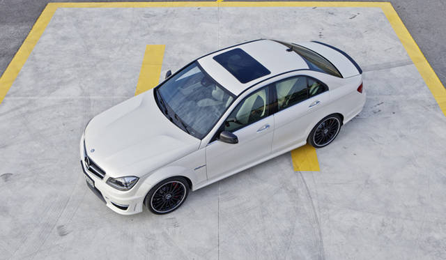 <strong>Mercedes-Benz C63 AMG｜メルセデス・ベンツC 63 AMG</strong>　Sedan｜セダン